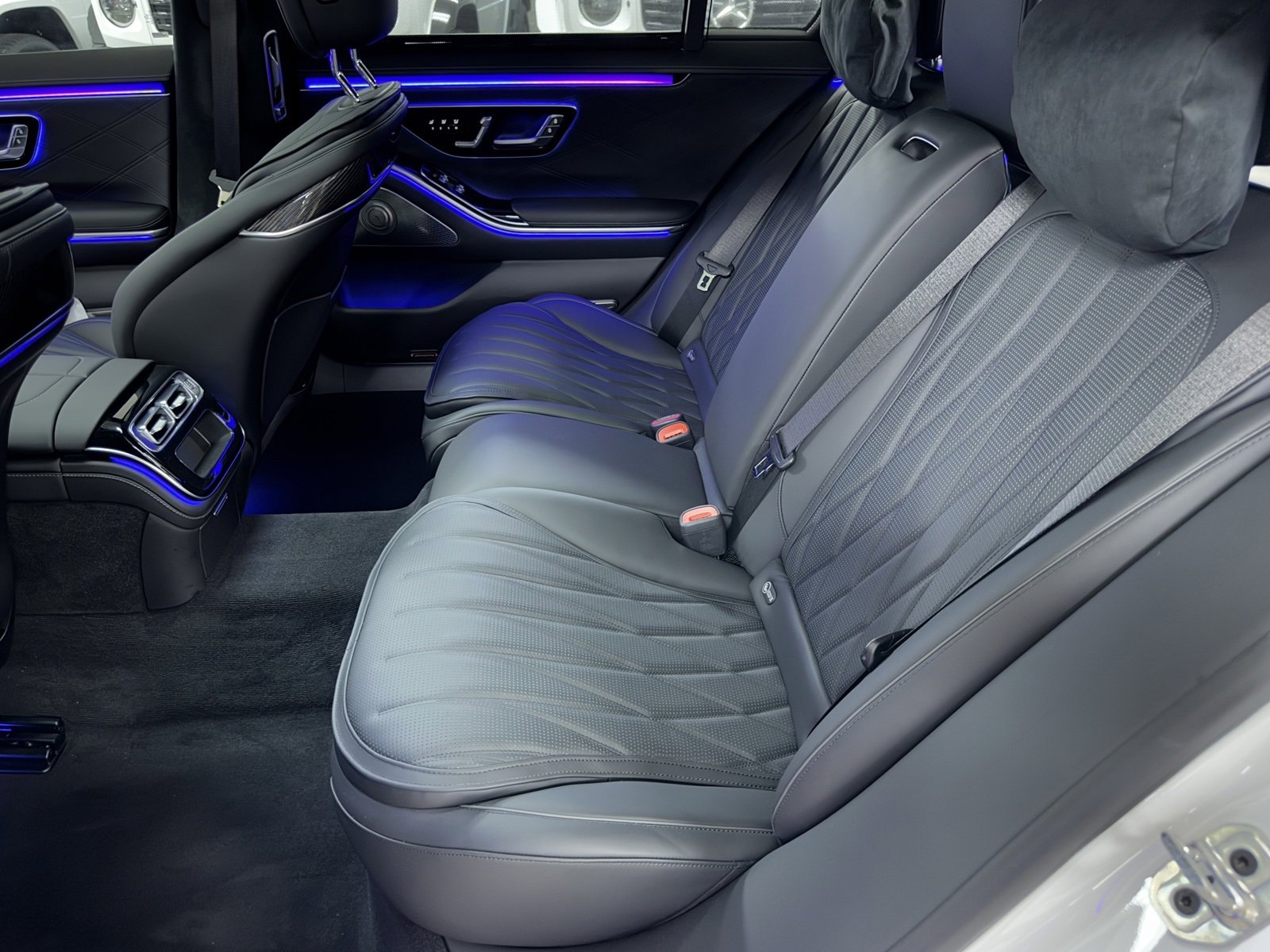 New 2024 Mercedes-Benz S 63 AMG S image 32