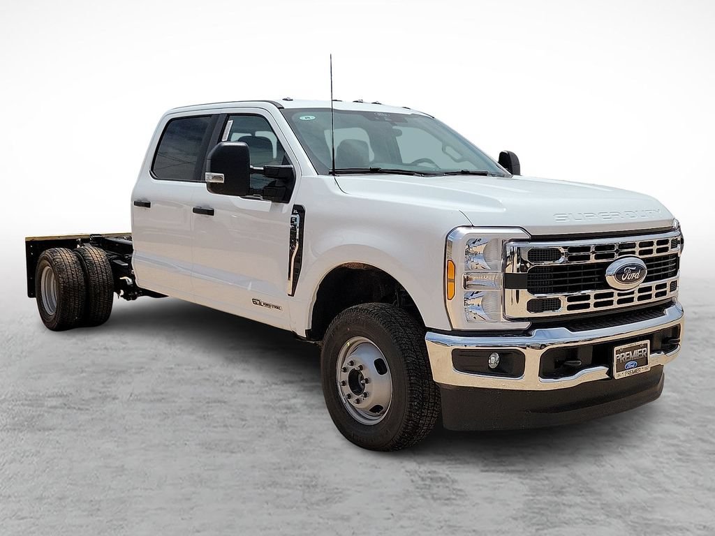 New 2026 Ford F350 XL w/ XL Chrome Package AWD/4WD image 1