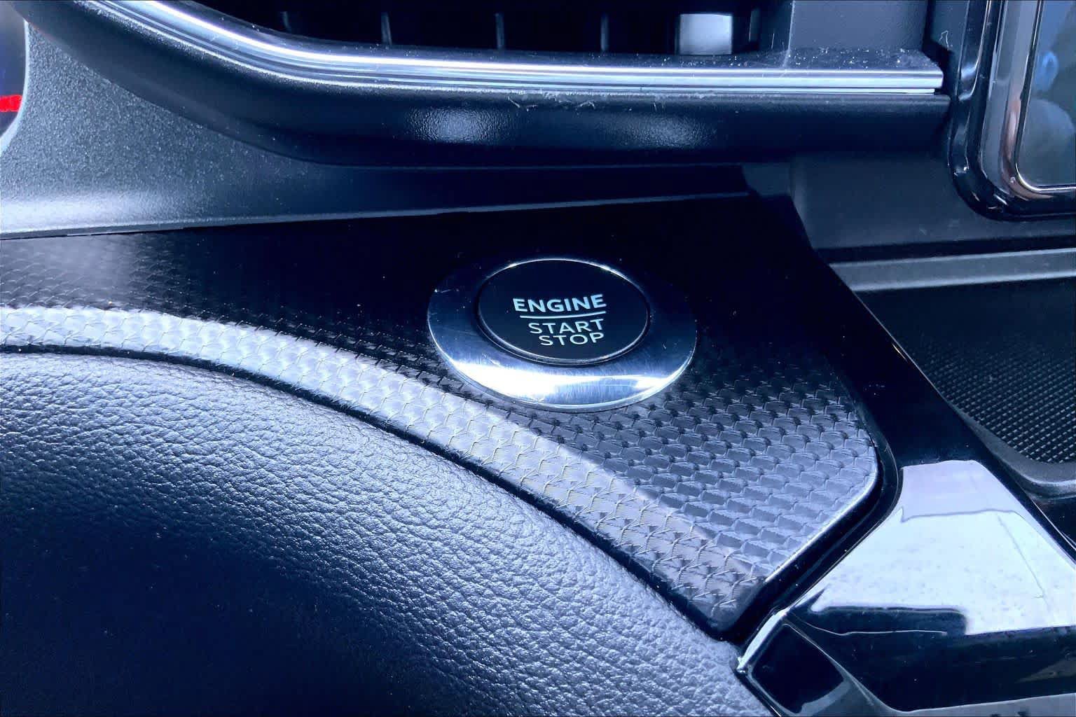 Certified 2022 Ford Explorer ST w/ Equipment Group 401A AWD/4WD image 32