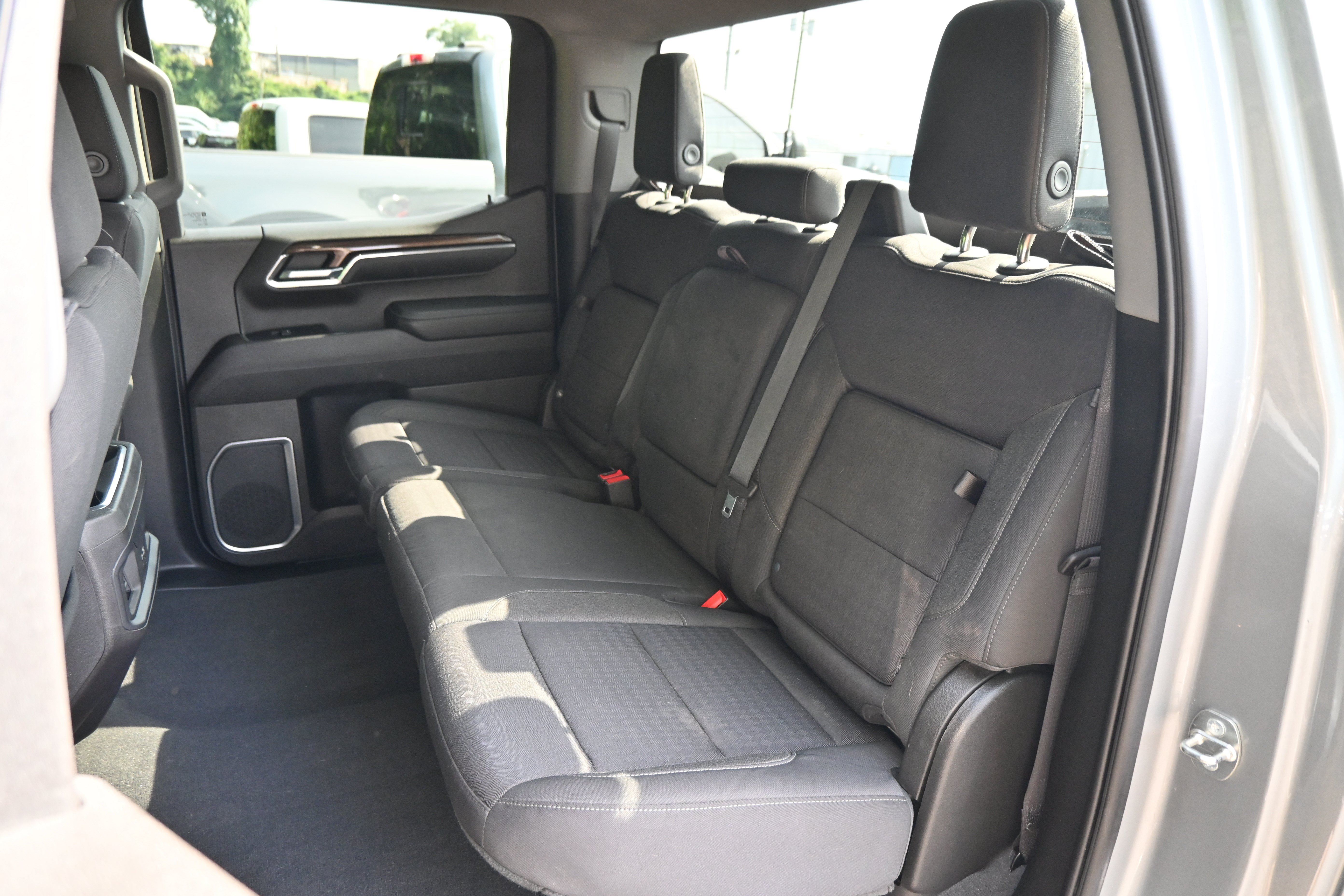 Used 2023 Chevrolet Silverado 1500 LT Trail Boss w/ Protection Package AWD/4WD image 32