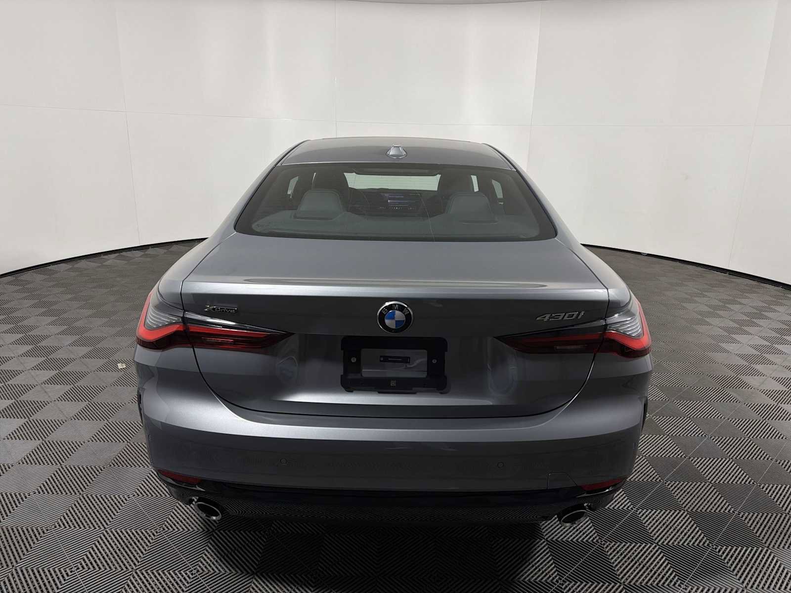 New 2026 BMW 430i xDrive Coupe w/ Convenience Package image 2