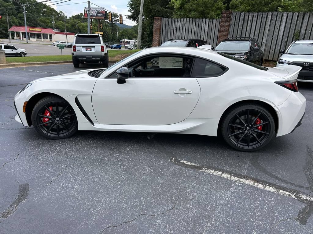 New 2026 Toyota GR86 Premium w/ Performance Package RWD image 6