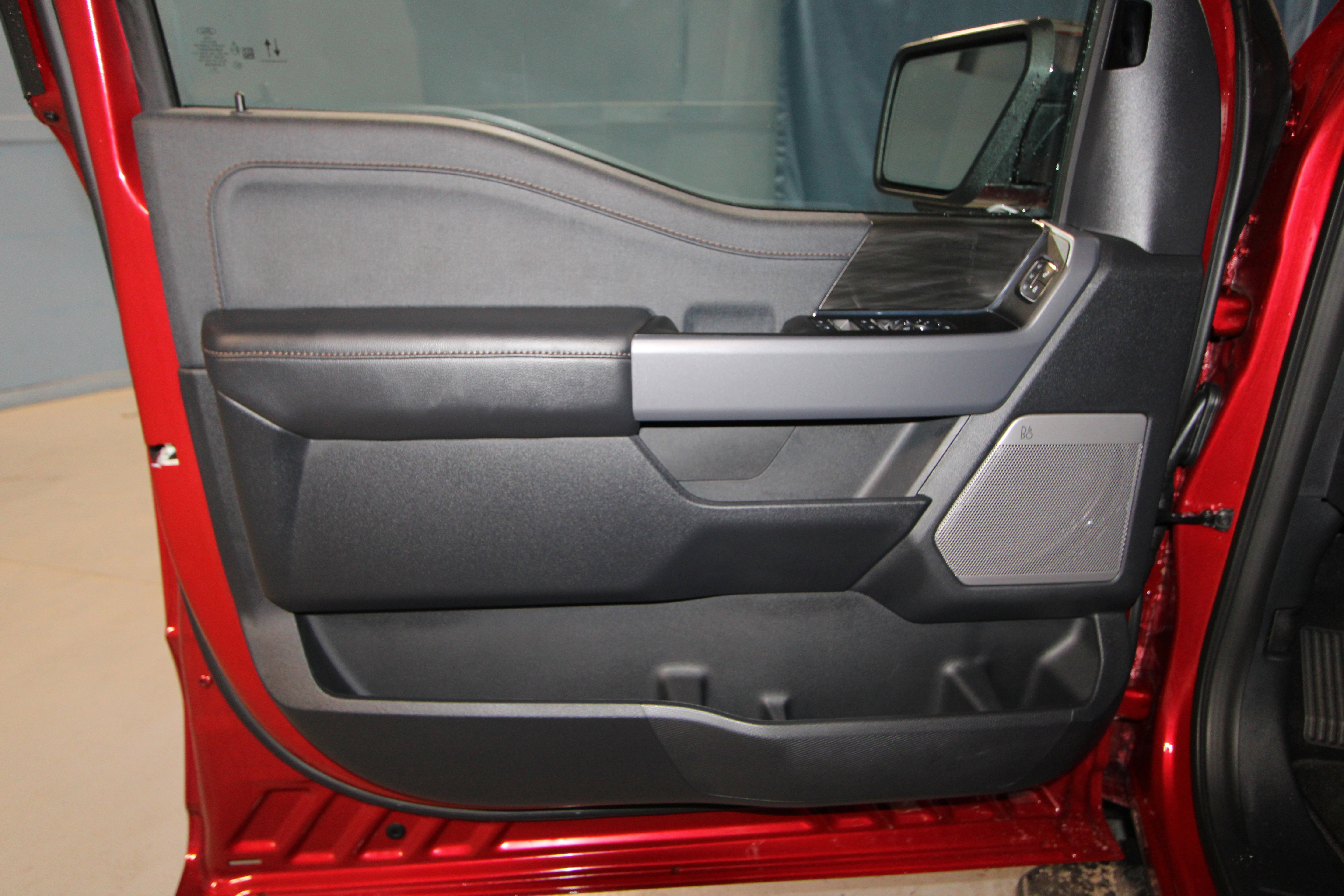 New 2025 Ford F150 Lariat w/ Equipment Group 502A High AWD/4WD image 4