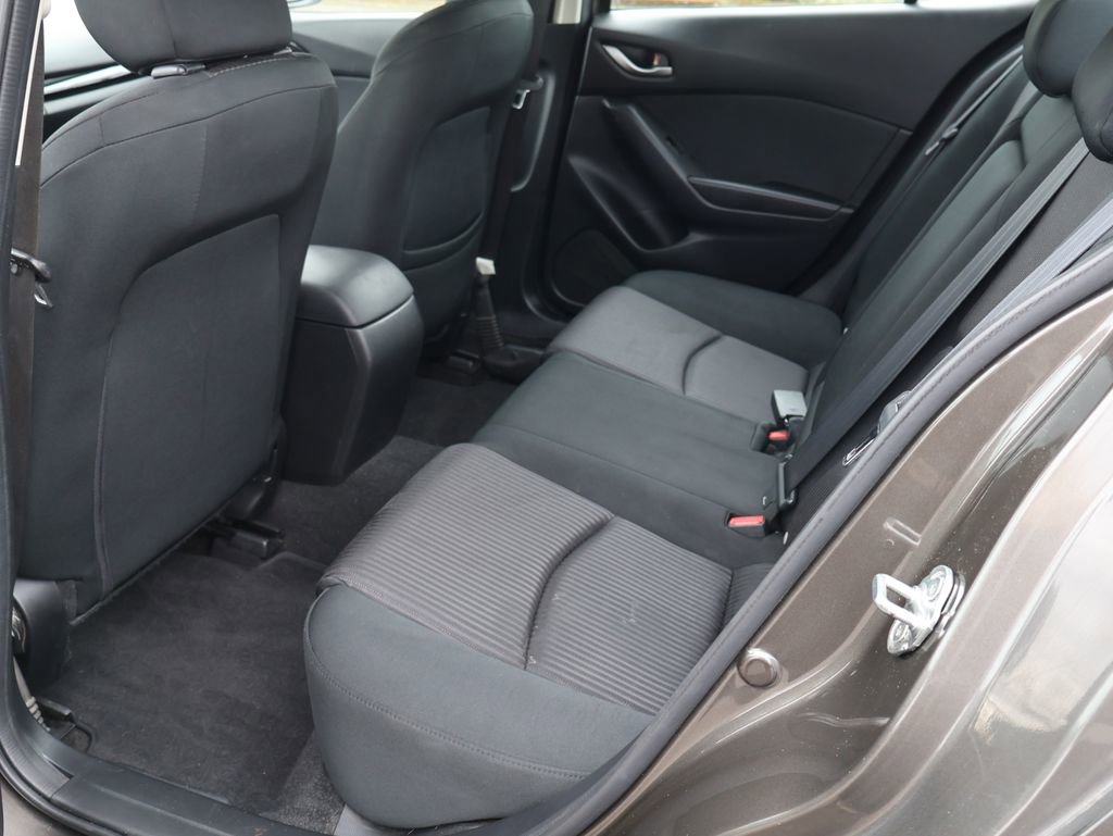 Used 2014 MAZDA MAZDA3 i Touring w/ Technology Package image 26