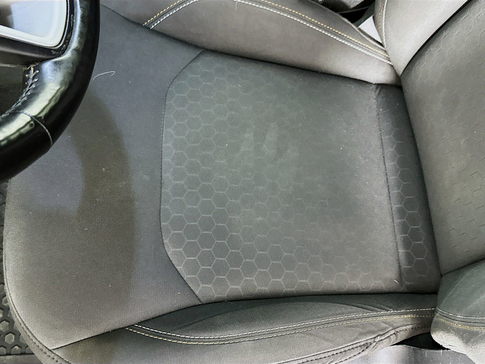 Used 2017 Jeep Compass Sport w/ Cold Weather Group image 19