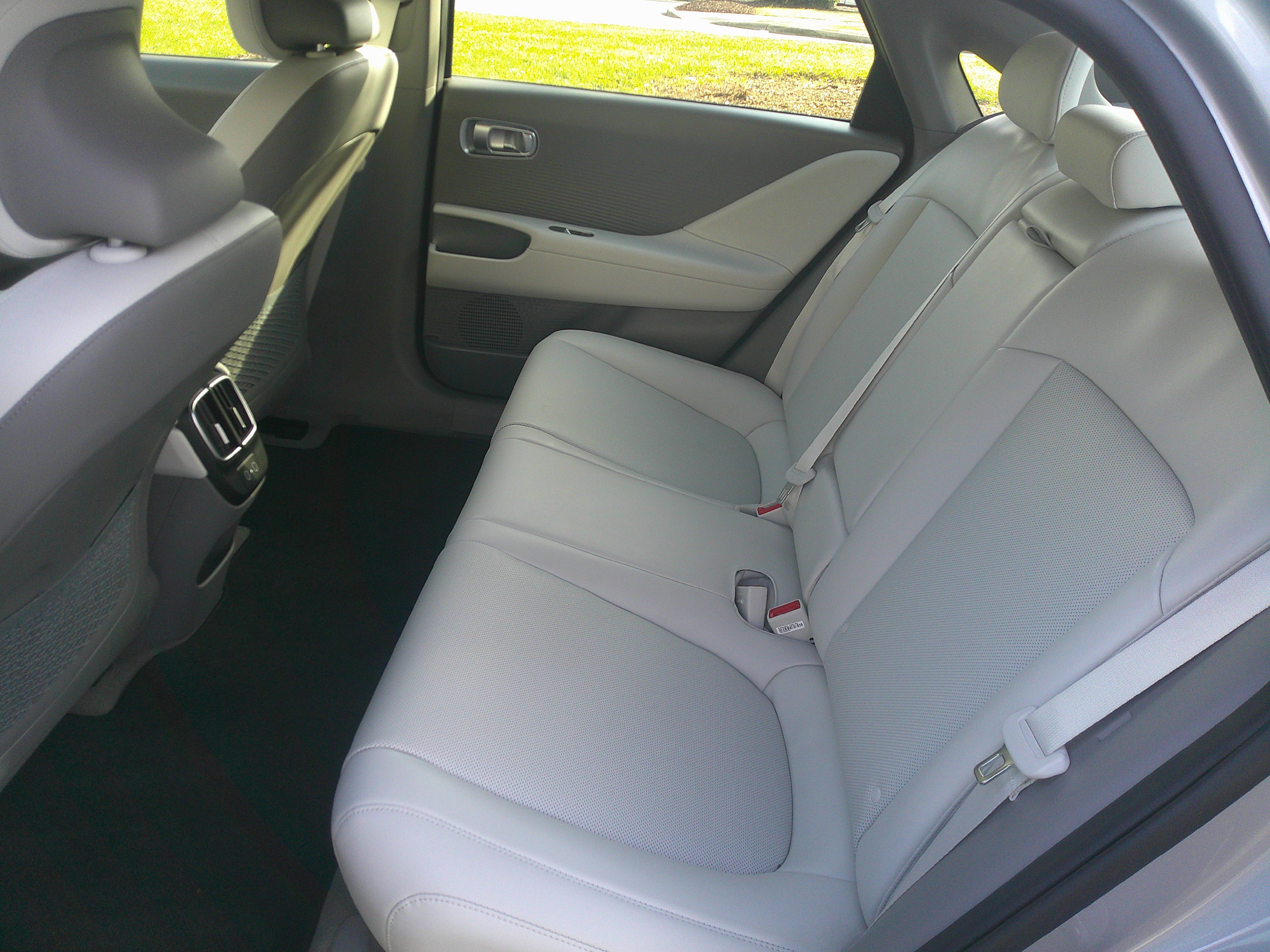 Used 2023 Hyundai Ioniq 6 SEL w/ Cargo Package image 44