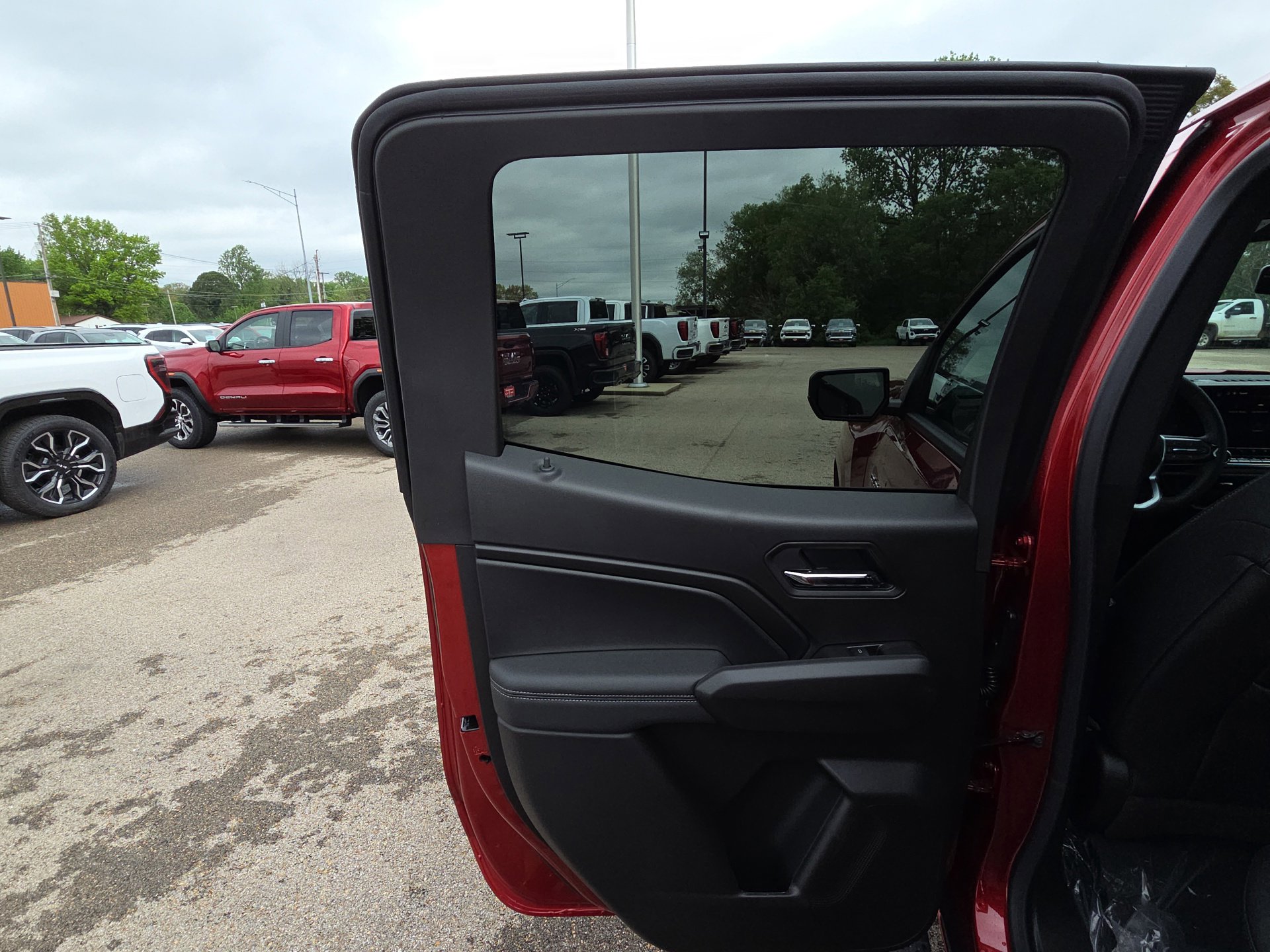 New 2026 Chevrolet Colorado LT w/ LT Convenience Package image 26