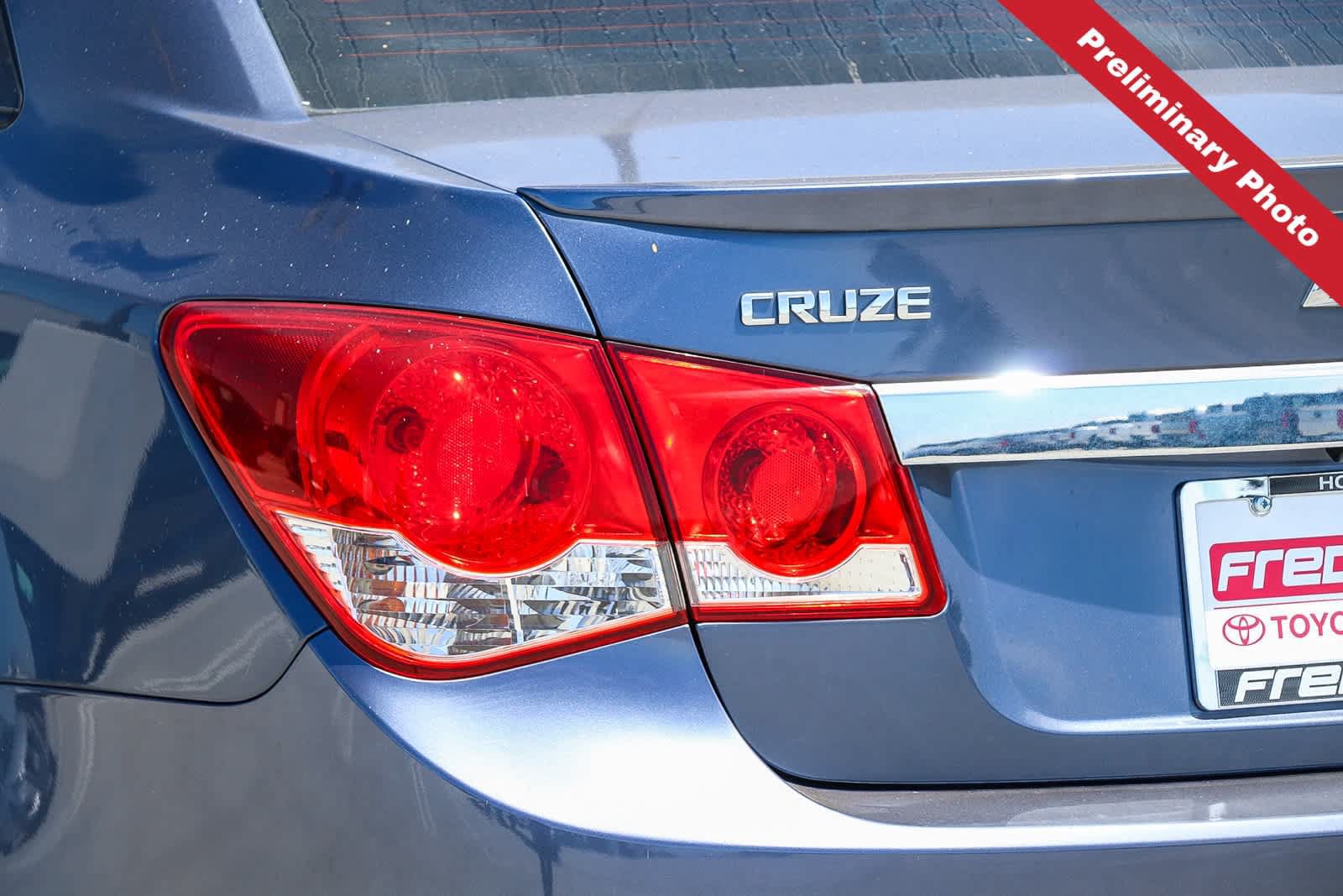 Used 2014 Chevrolet Cruze LT w/ Enhanced Safety Package FWD image 8