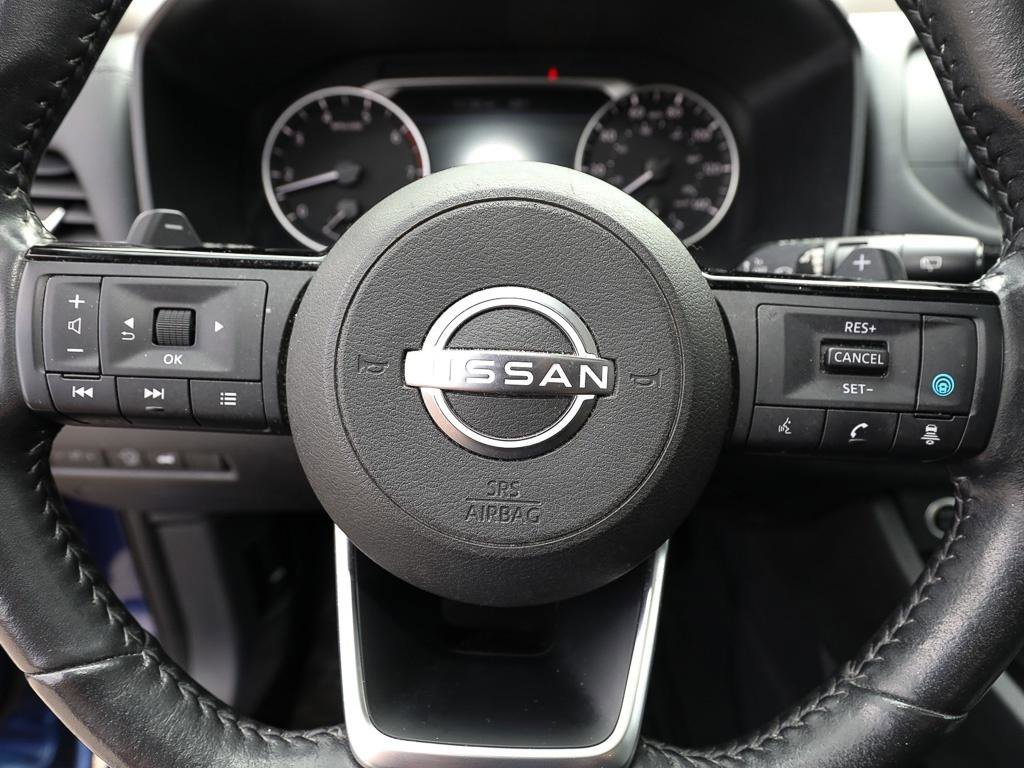Used 2023 Nissan Rogue SV w/ SV Premium B Package image 15