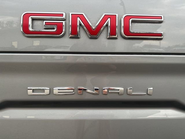 Used 2024 GMC Sierra 1500 Denali w/ Denali Reserve Package AWD/4WD image 12