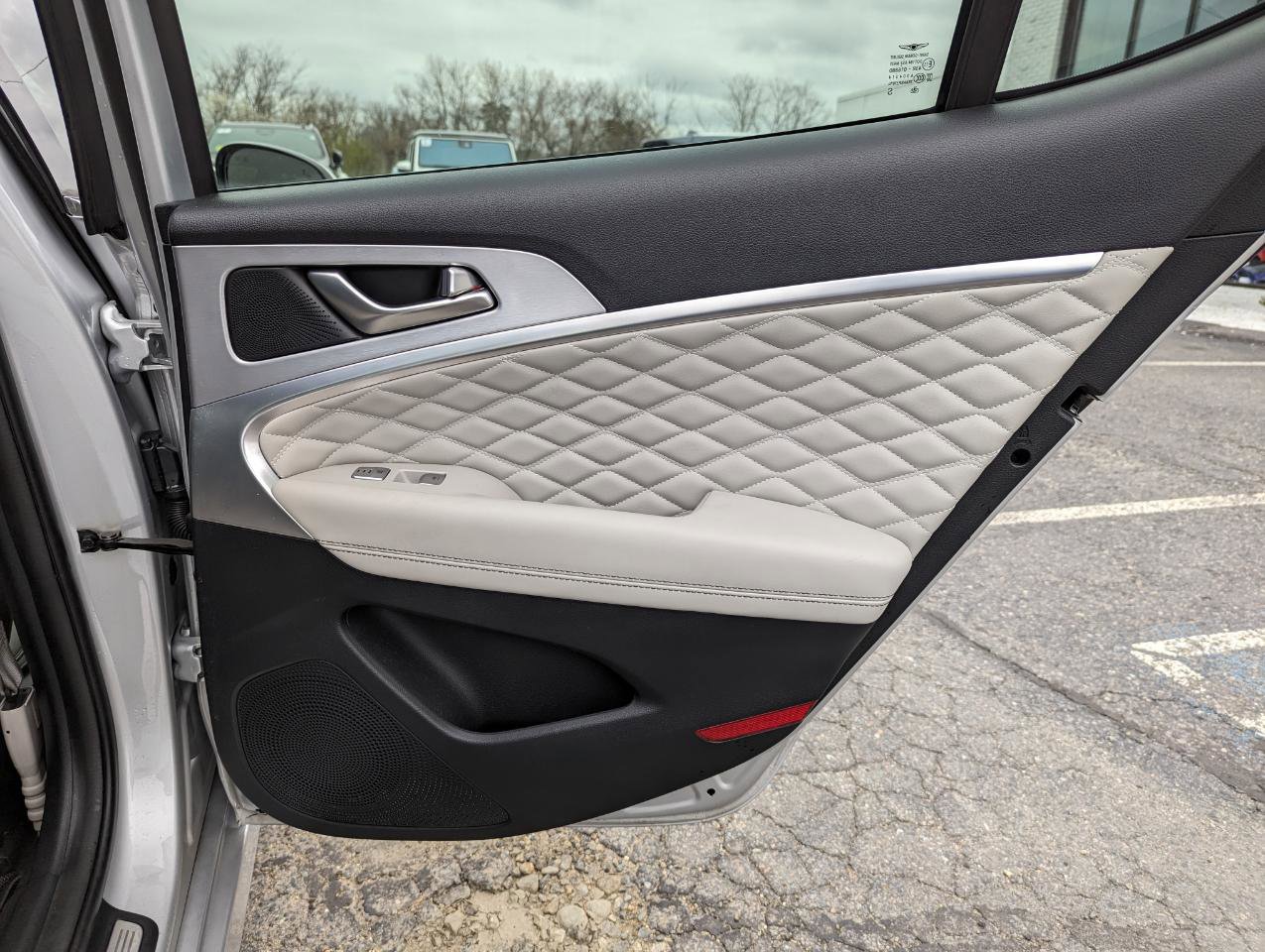 Used 2019 Genesis G70 2.0T Advanced w/ Prestige Package image 35