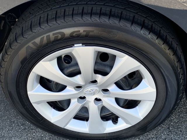 Used 2026 Toyota Corolla LE FWD image 33