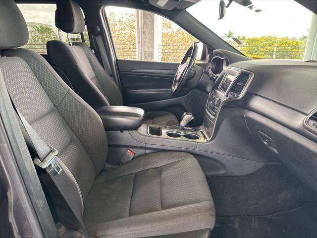 Certified 2020 Jeep Grand Cherokee Laredo image 11