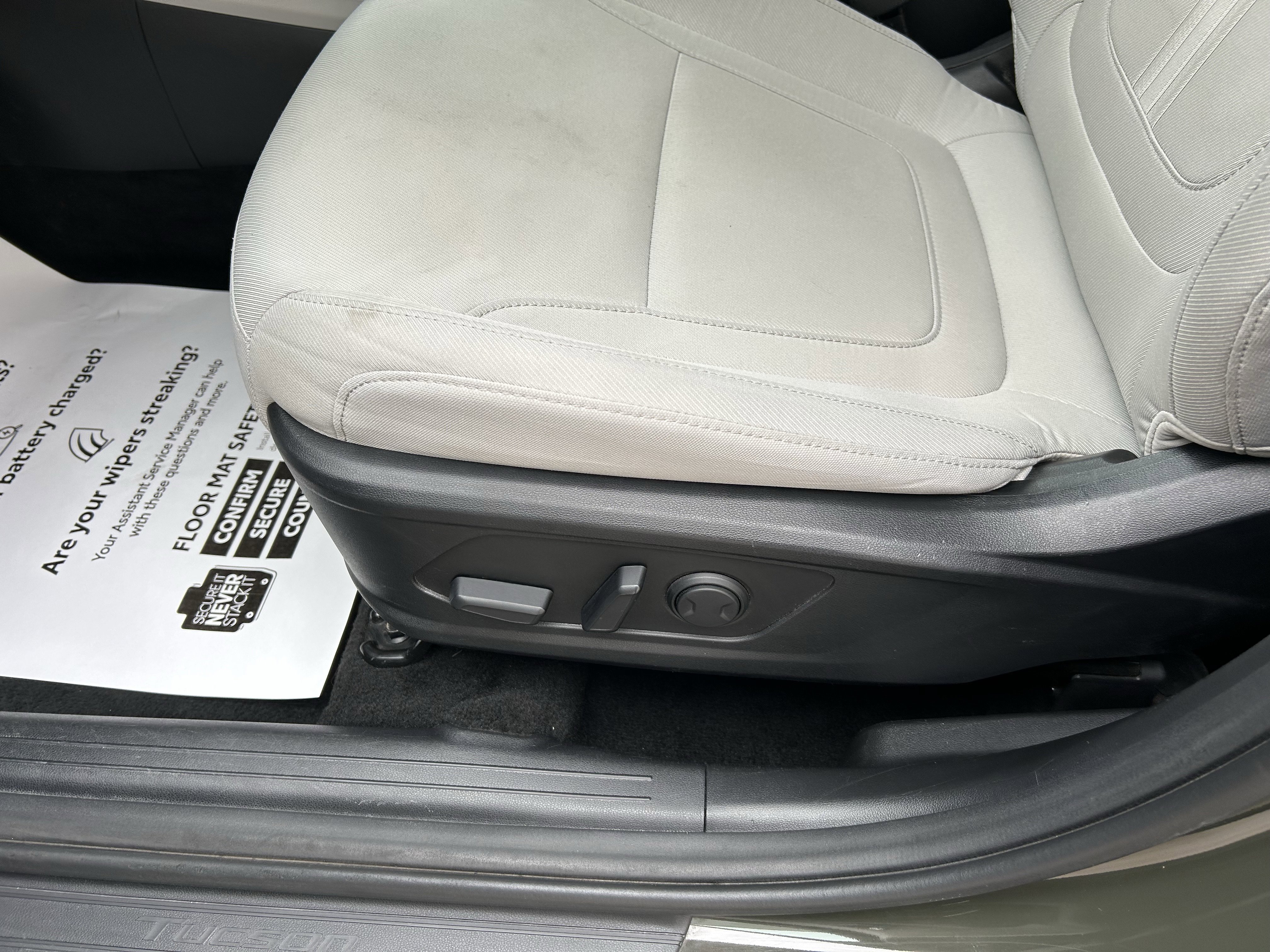 Used 2025 Hyundai Tucson SEL image 18