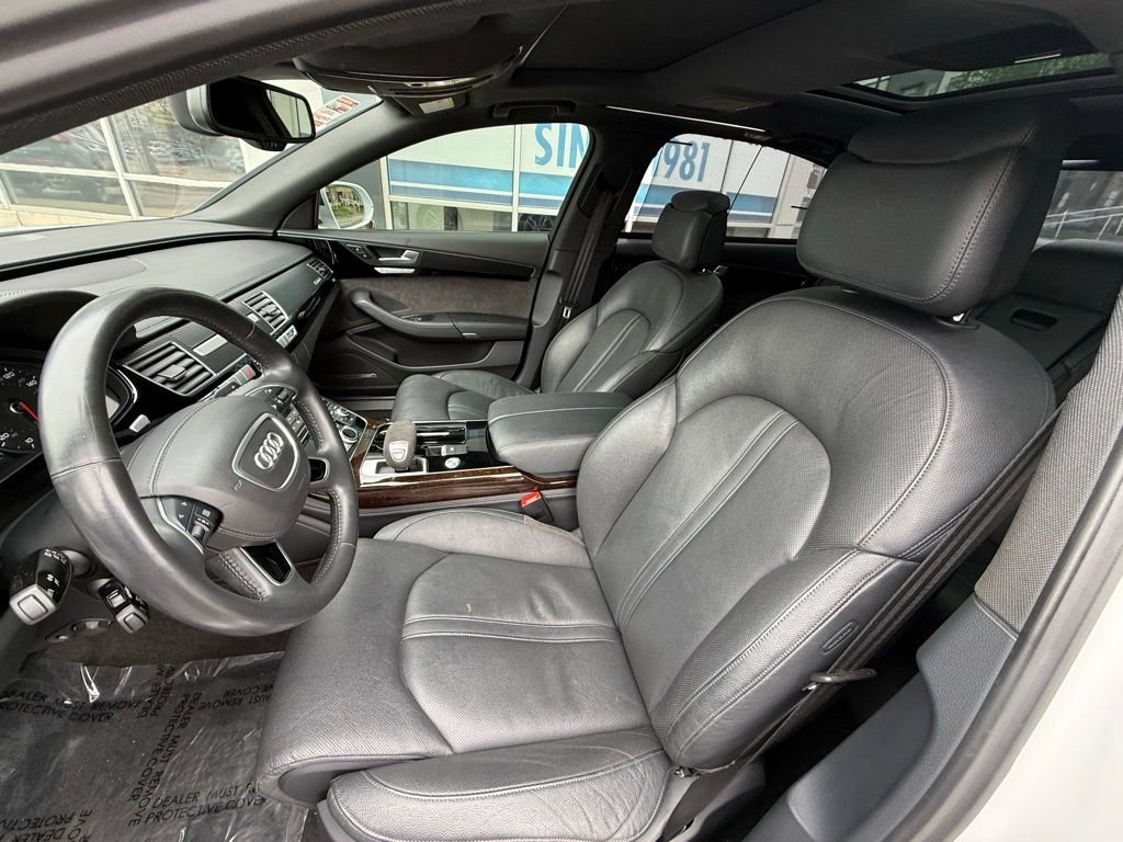 Used 2017 Audi A8 L 3.0T w/ Executive Package image 8