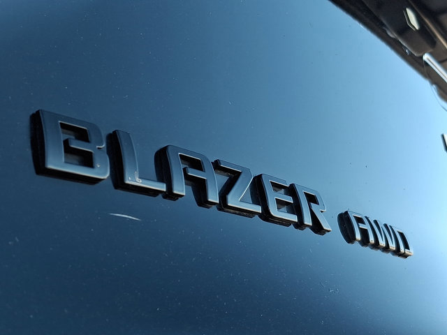 Used 2025 Chevrolet Blazer RS w/ Driver Confidence II Package image 34