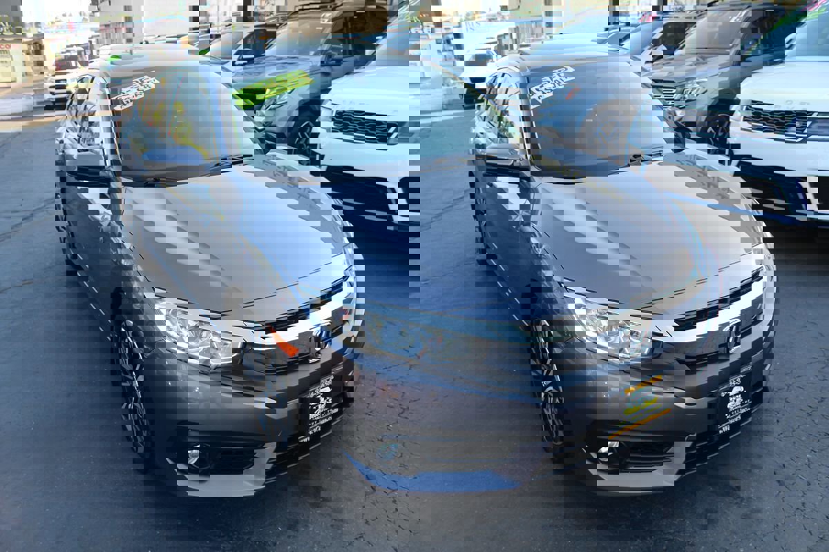 Used 2017 Honda Civic EX-T image 8