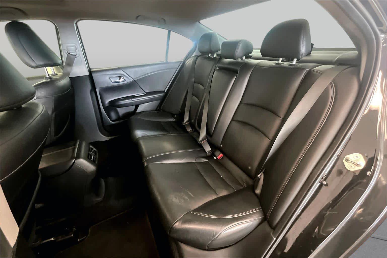 Used 2015 Honda Accord EX-L image 17