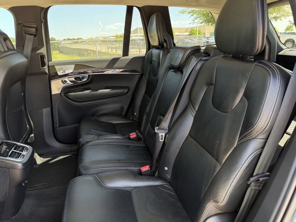 Used 2018 Volvo XC90 T6 Momentum w/ Convenience Package AWD/4WD image 26
