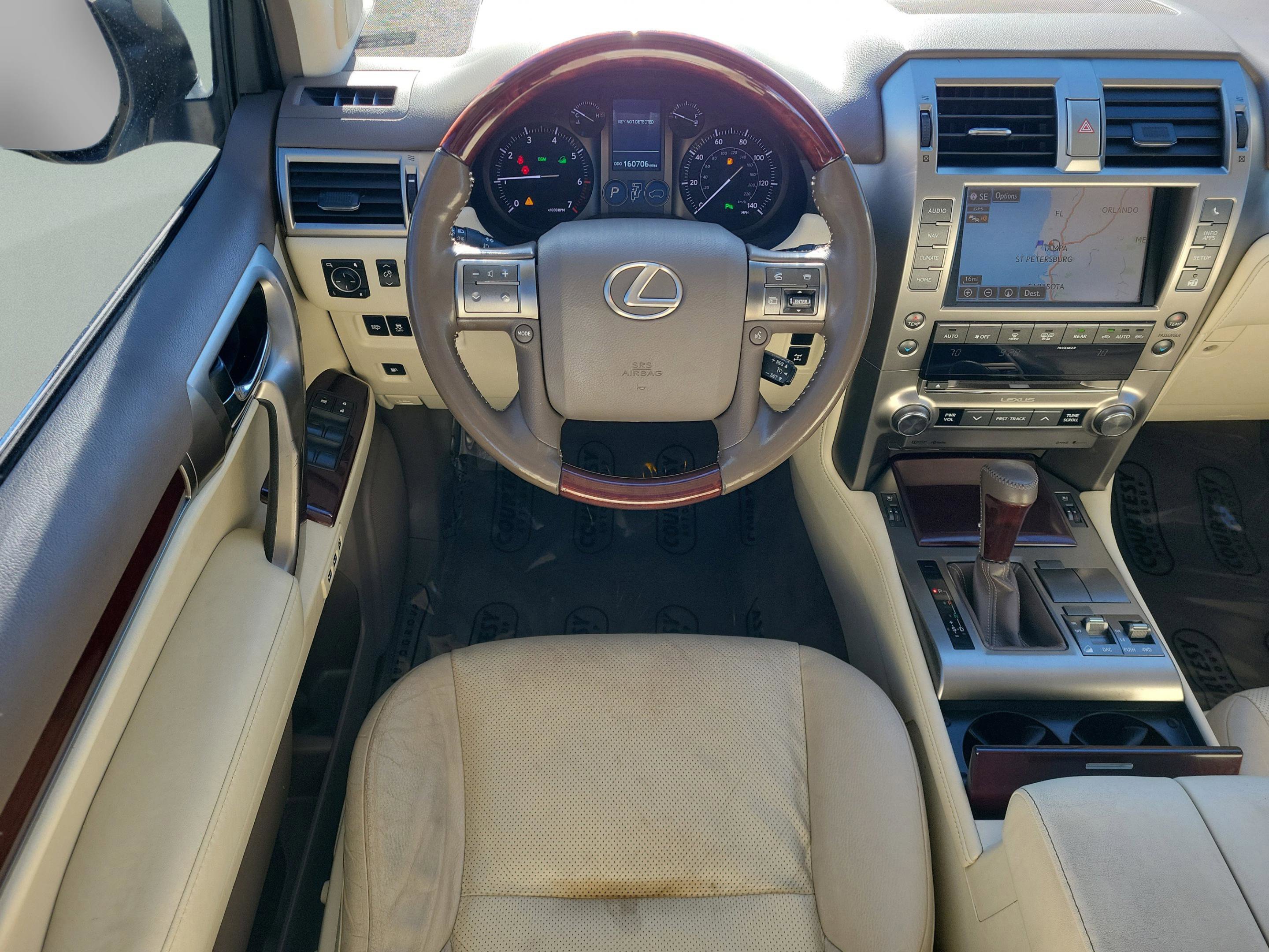 Used 2016 Lexus GX 460 w/ Premium Package image 9