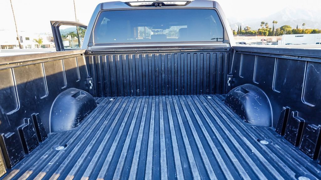Used 2025 Toyota Tundra Limited image 29