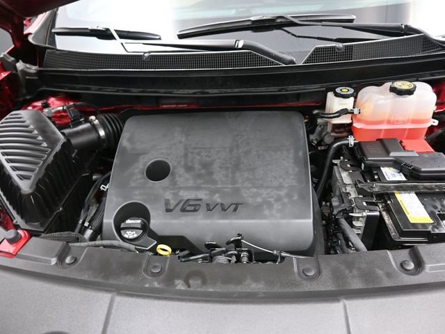 Used 2023 Chevrolet Traverse LT w/ LT Premium Package image 32