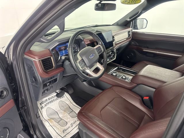Used 2024 Ford Expedition Limited image 27
