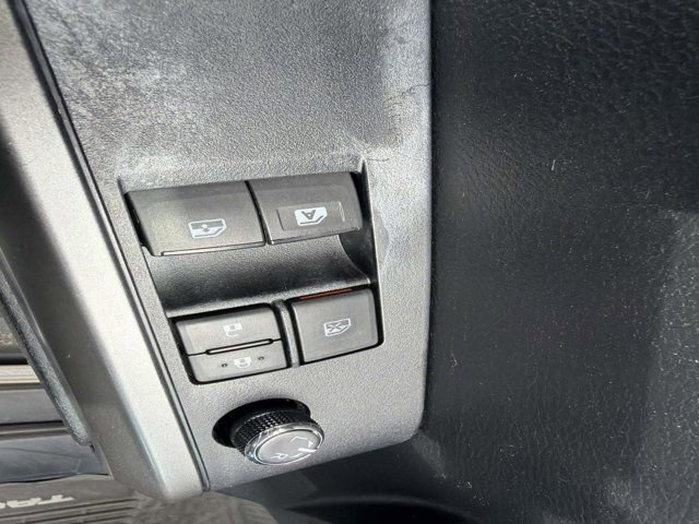 Certified 2017 Toyota Tacoma SR5 w/ Tow Package image 8