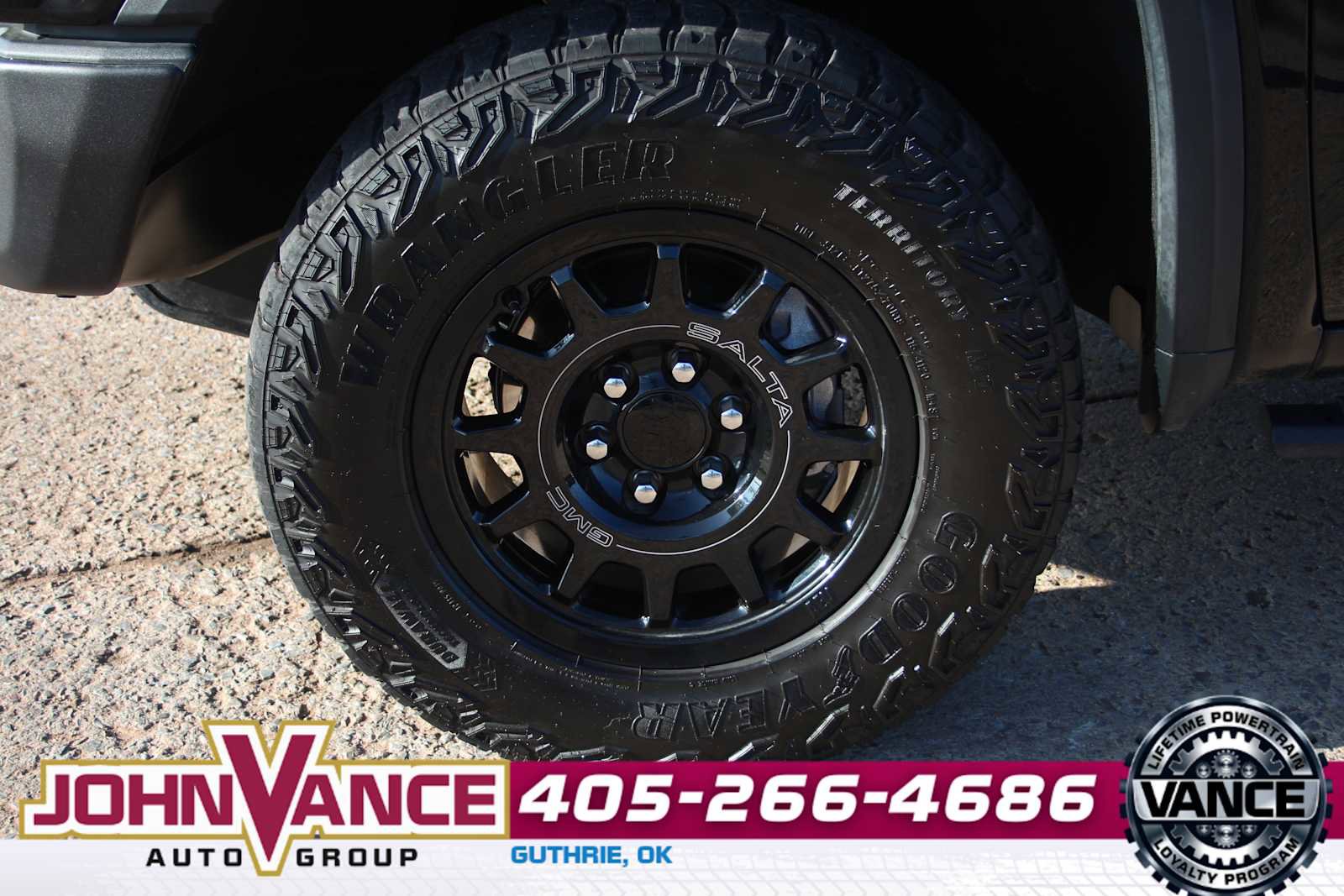 Used 2024 GMC Sierra 1500 AT4X w/ AT4X AEV Edition image 15