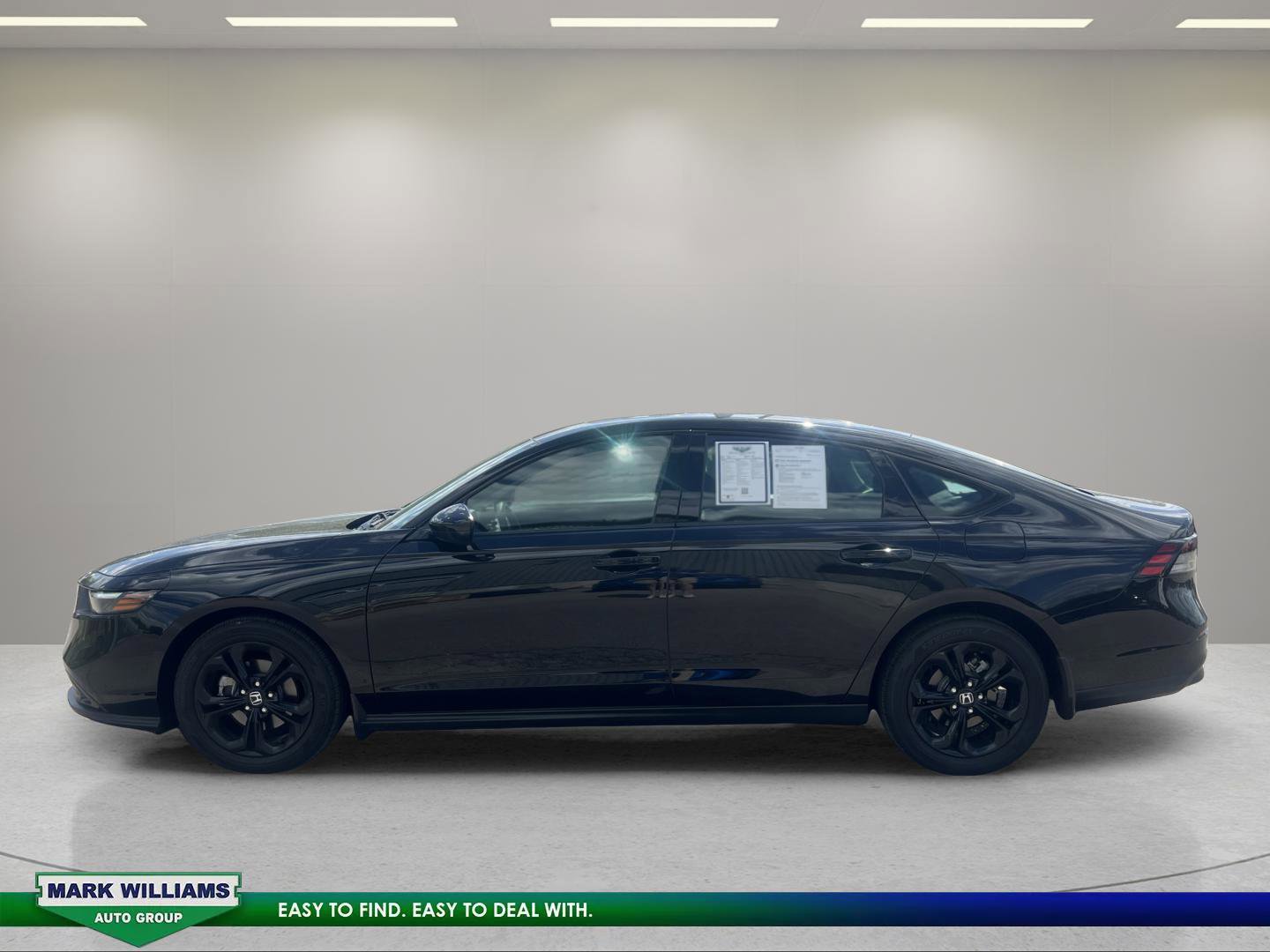 Used 2025 Honda Accord SE image 6