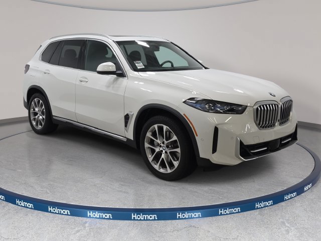 Certified 2024 BMW X5 xDrive40i w/ Premium Package AWD/4WD image 3
