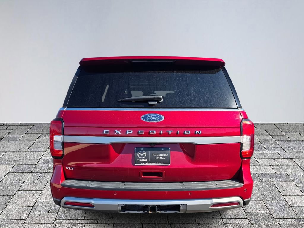 Used 2022 Ford Expedition XLT image 6