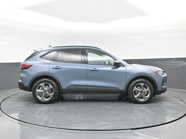 New 2026 Ford Escape ST-Line image 3