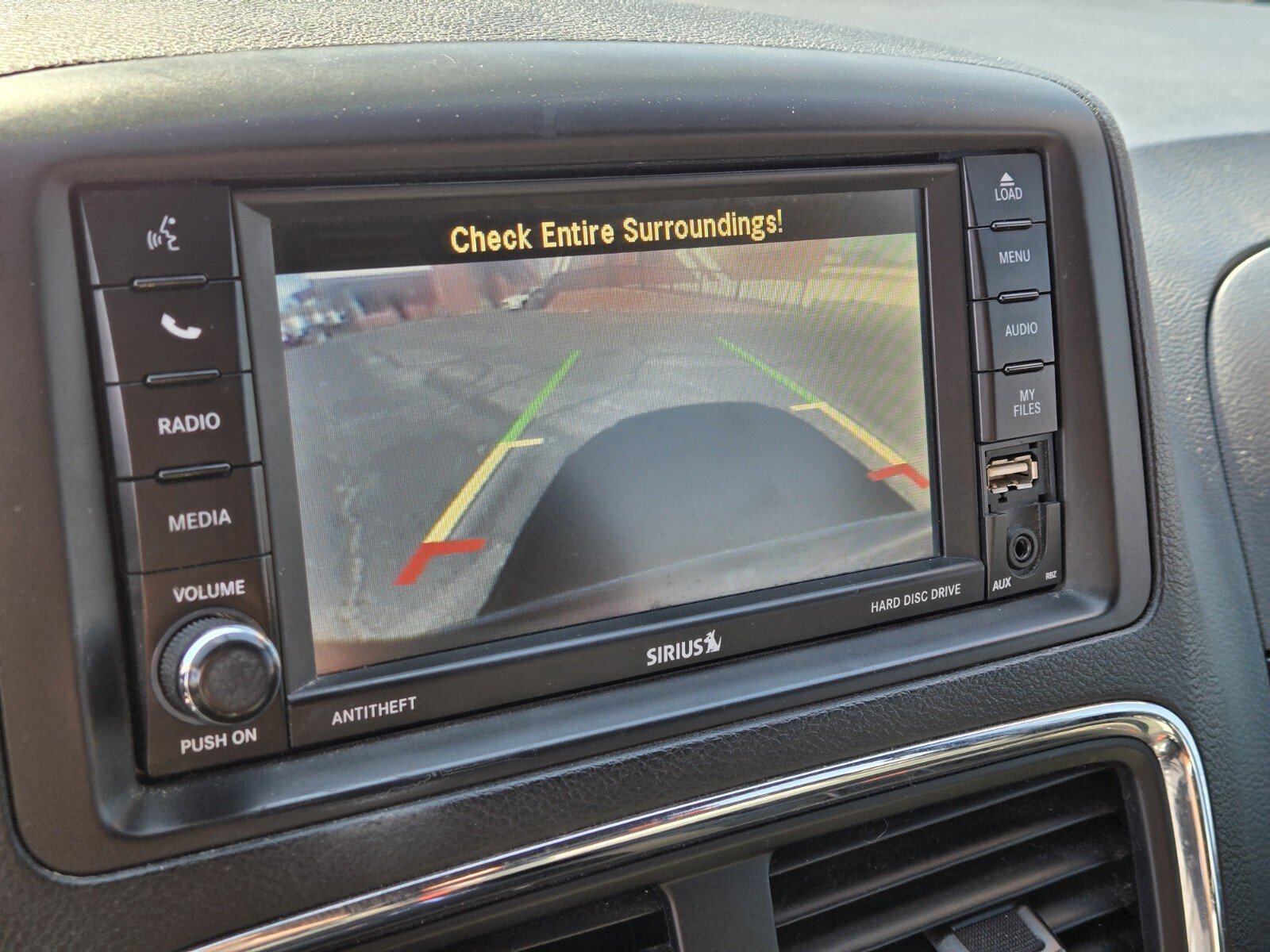Used 2016 Dodge Grand Caravan R/T FWD image 19