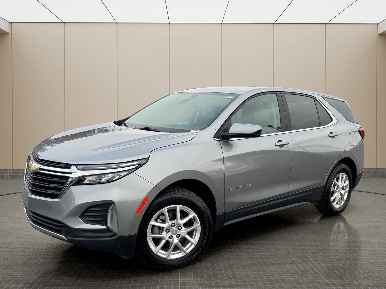 Used 2023 Chevrolet Equinox LT