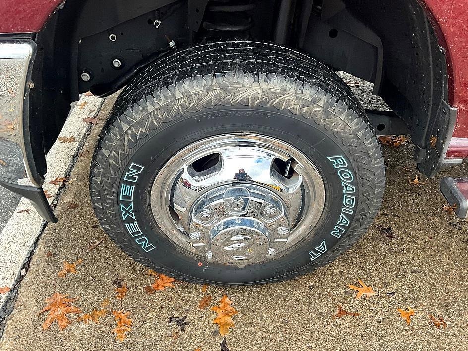 Used 2022 RAM 3500 Tradesman image 9