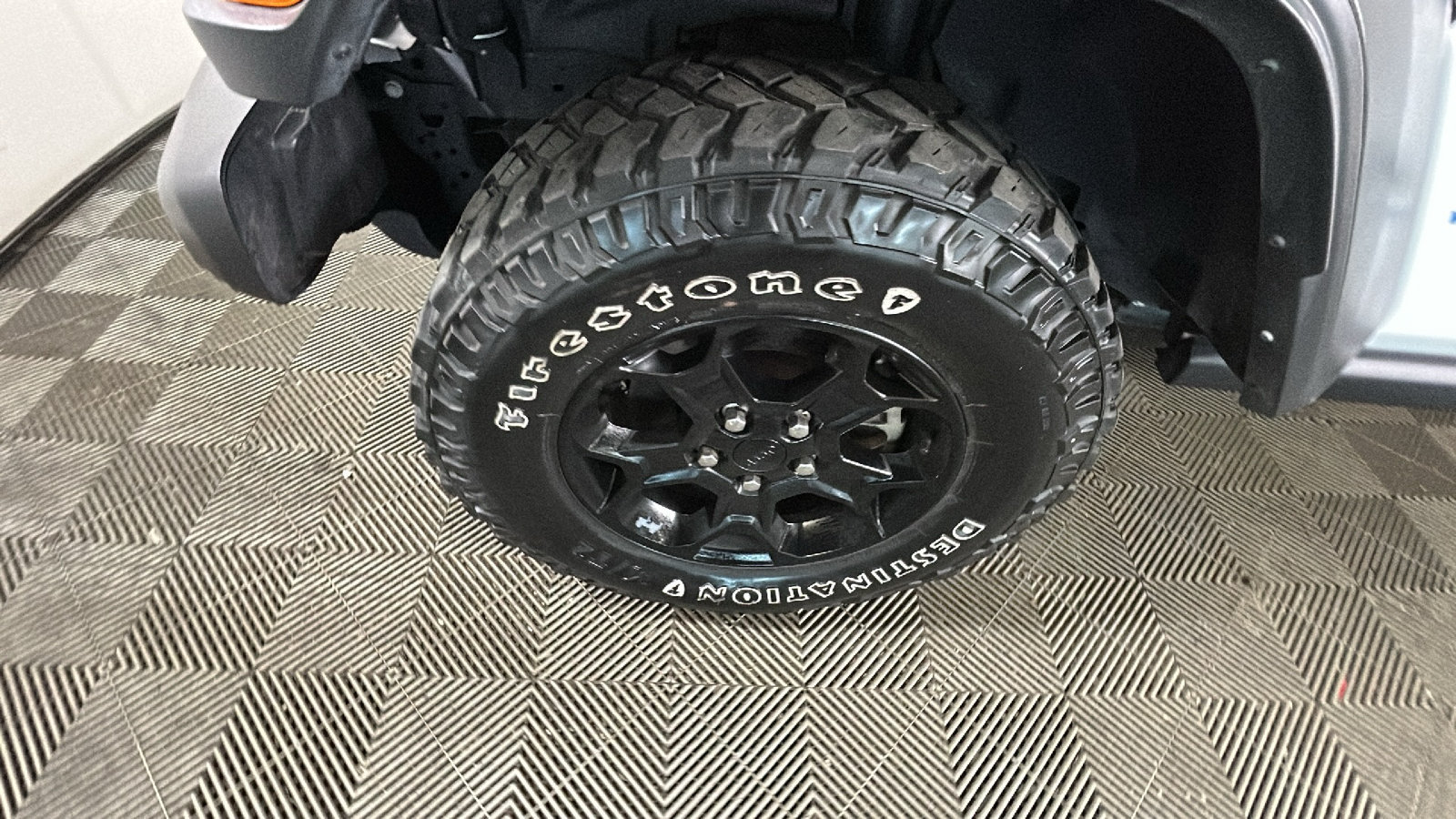 Used 2023 Jeep Wrangler Unlimited w/ Cold Weather Group AWD/4WD image 10
