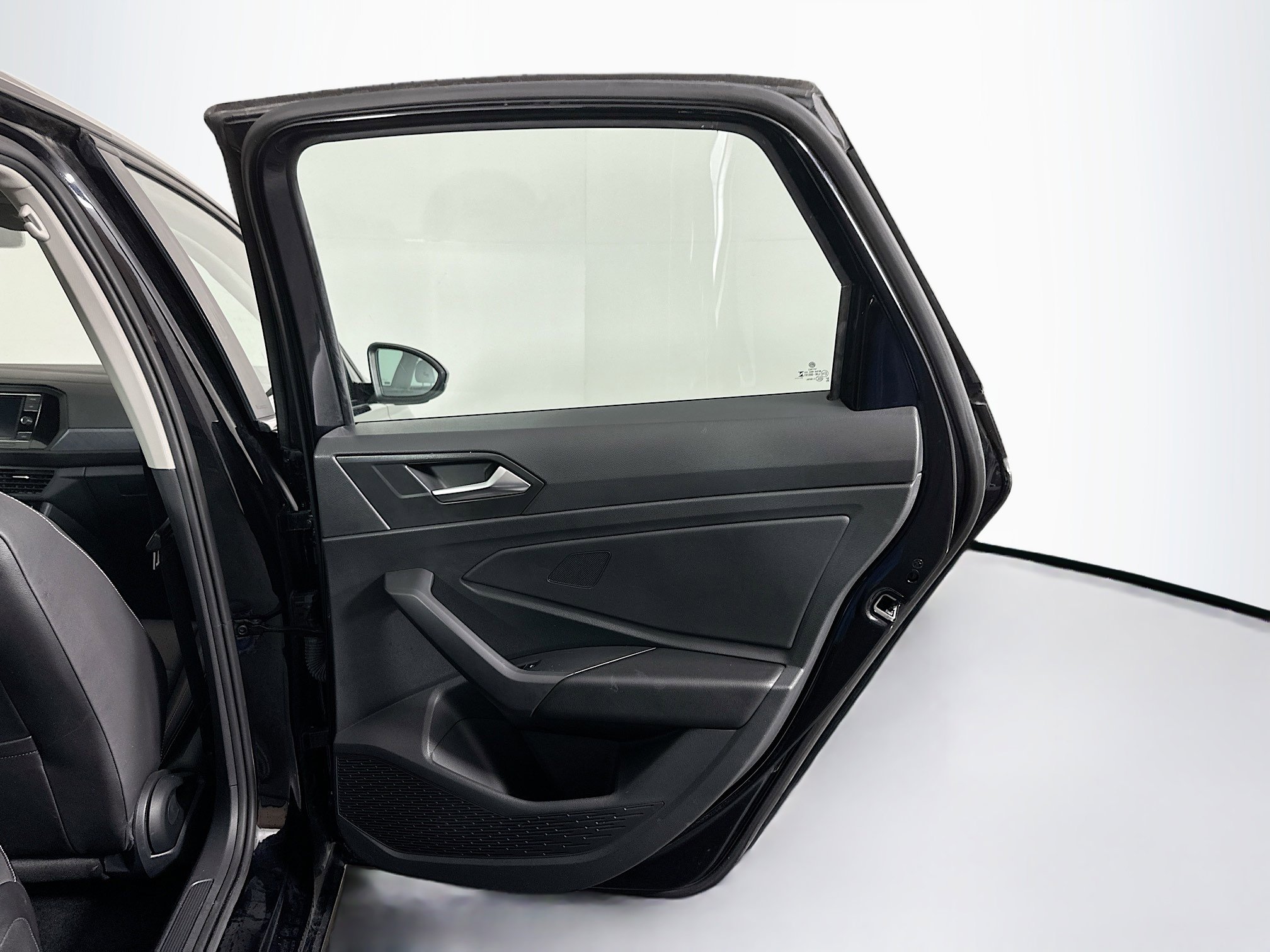 Used 2024 Volkswagen Jetta SE image 29