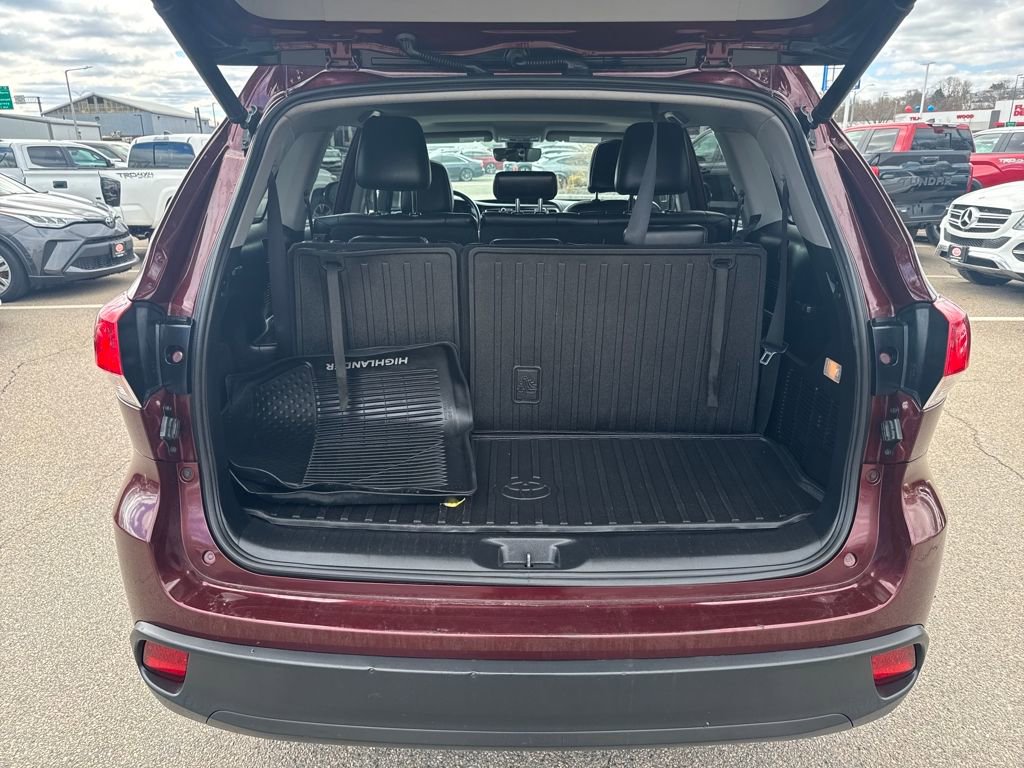 Used 2018 Toyota Highlander XLE image 9