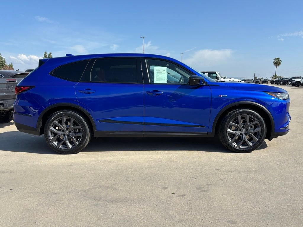 Used 2023 Acura MDX A-Spec image 3