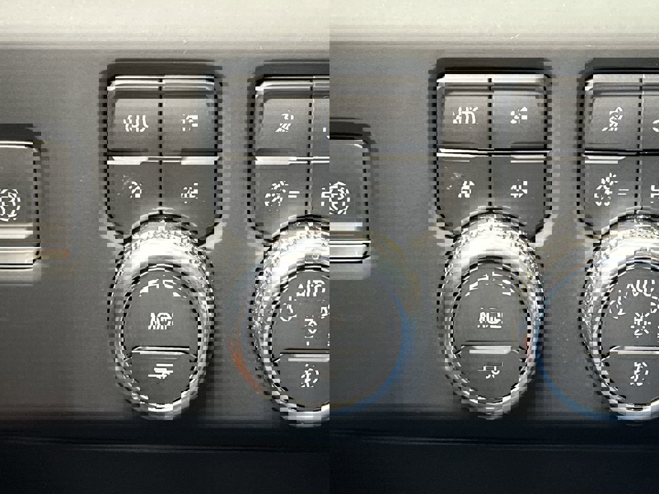 Certified 2024 GMC Sierra 1500 Denali Ultimate AWD/4WD image 18