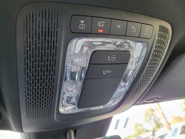 Used 2025 Mercedes-Benz GLA 250 4MATIC image 37
