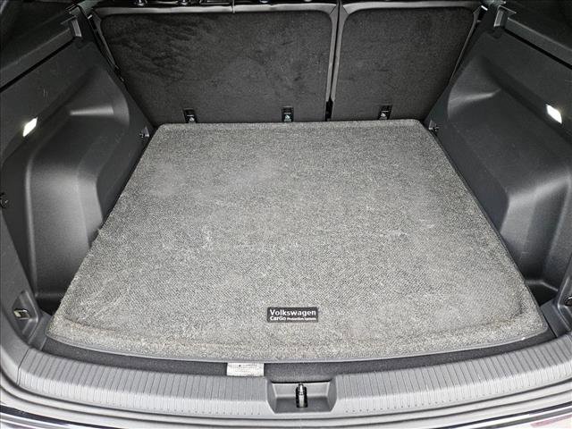 Used 2024 Volkswagen Atlas Cross Sport SE image 6