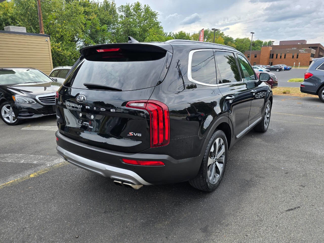 Used 2020 Kia Telluride S w/ S 8 Passenger Seating Package image 3