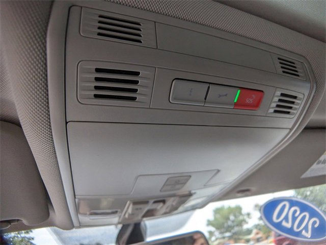 Used 2020 Volkswagen Tiguan SE w/ Panoramic Sunroof Package image 20