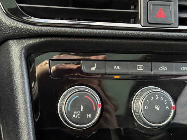 Used 2023 Volkswagen Taos SE image 14