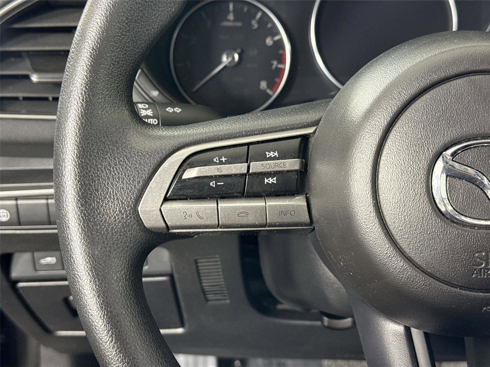 Used 2020 MAZDA MAZDA3 4DR FWD image 16