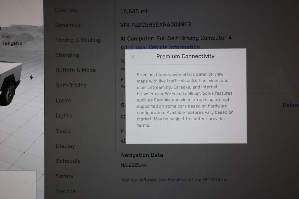 Used 2024 Tesla Cybertruck AWD Crew Cab image 15