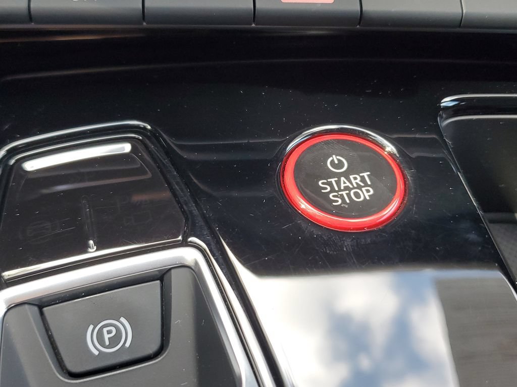 Certified 2023 Audi e-tron GT Premium Plus AWD/4WD image 30