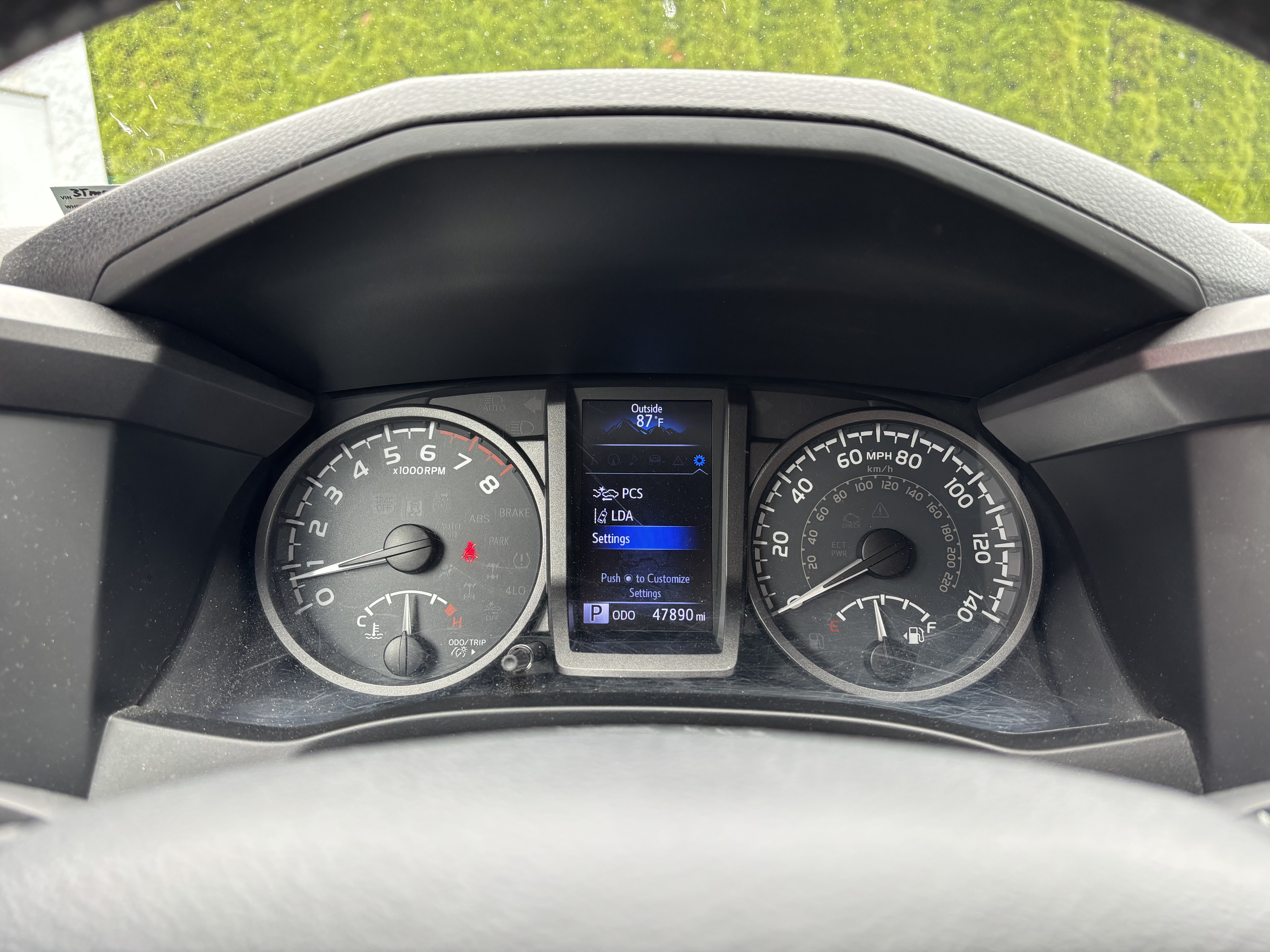 Used 2019 Toyota Tacoma TRD Off-Road w/ Technology Package AWD/4WD image 19